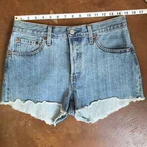 Levis 501 light/medium wash cut off shorts w29